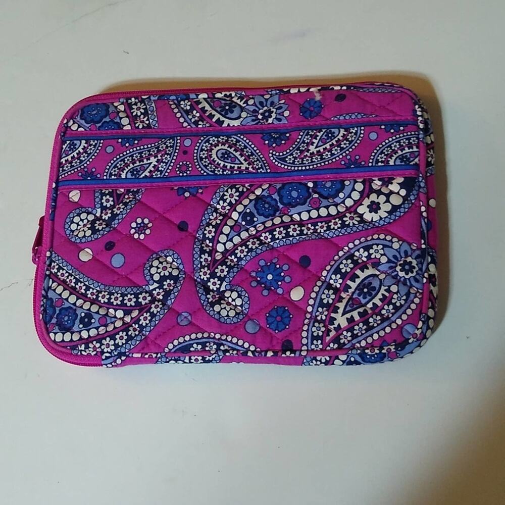 Vera bradley petite case/organizer. Paisley